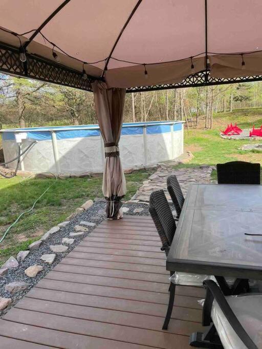 Quiet Private House W Hot Tub/Fire Pit/Games Βίλα Blakeslee Εξωτερικό φωτογραφία
