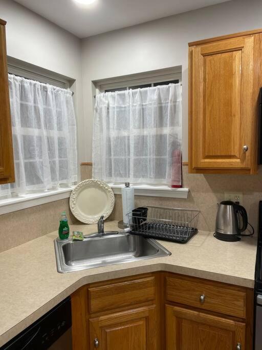 Quiet Private House W Hot Tub/Fire Pit/Games Βίλα Blakeslee Εξωτερικό φωτογραφία